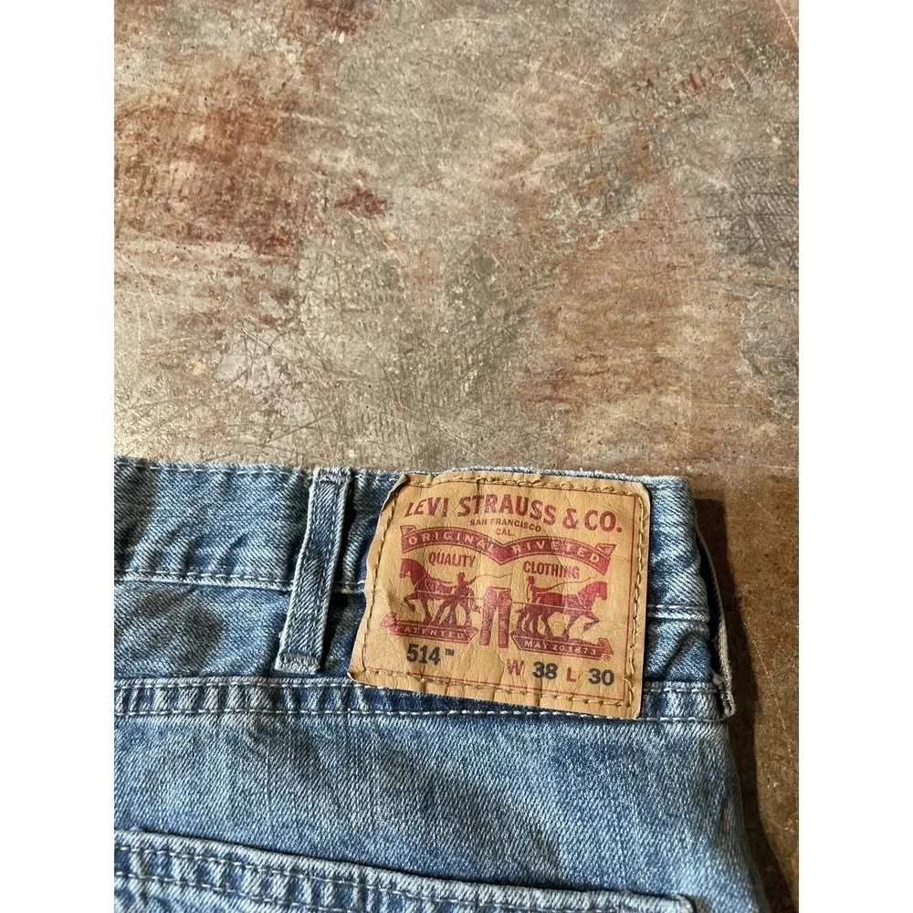 VTG Levi's 514 Slim Straight Leg Leather Patch Light‎ Blue Denim 38W x 30L *